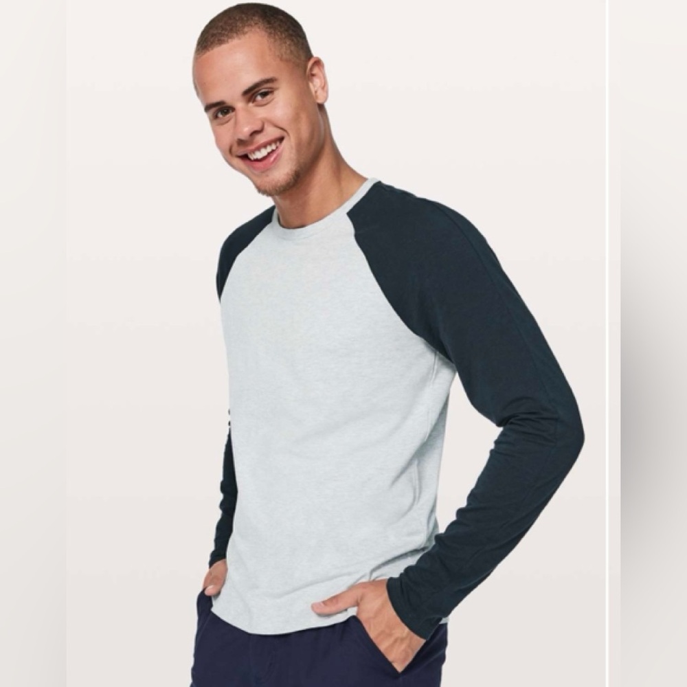 Lululemon Bodhi Long Sleeve Heathered Core Ultra Light Grey Nautical Navy L/XL